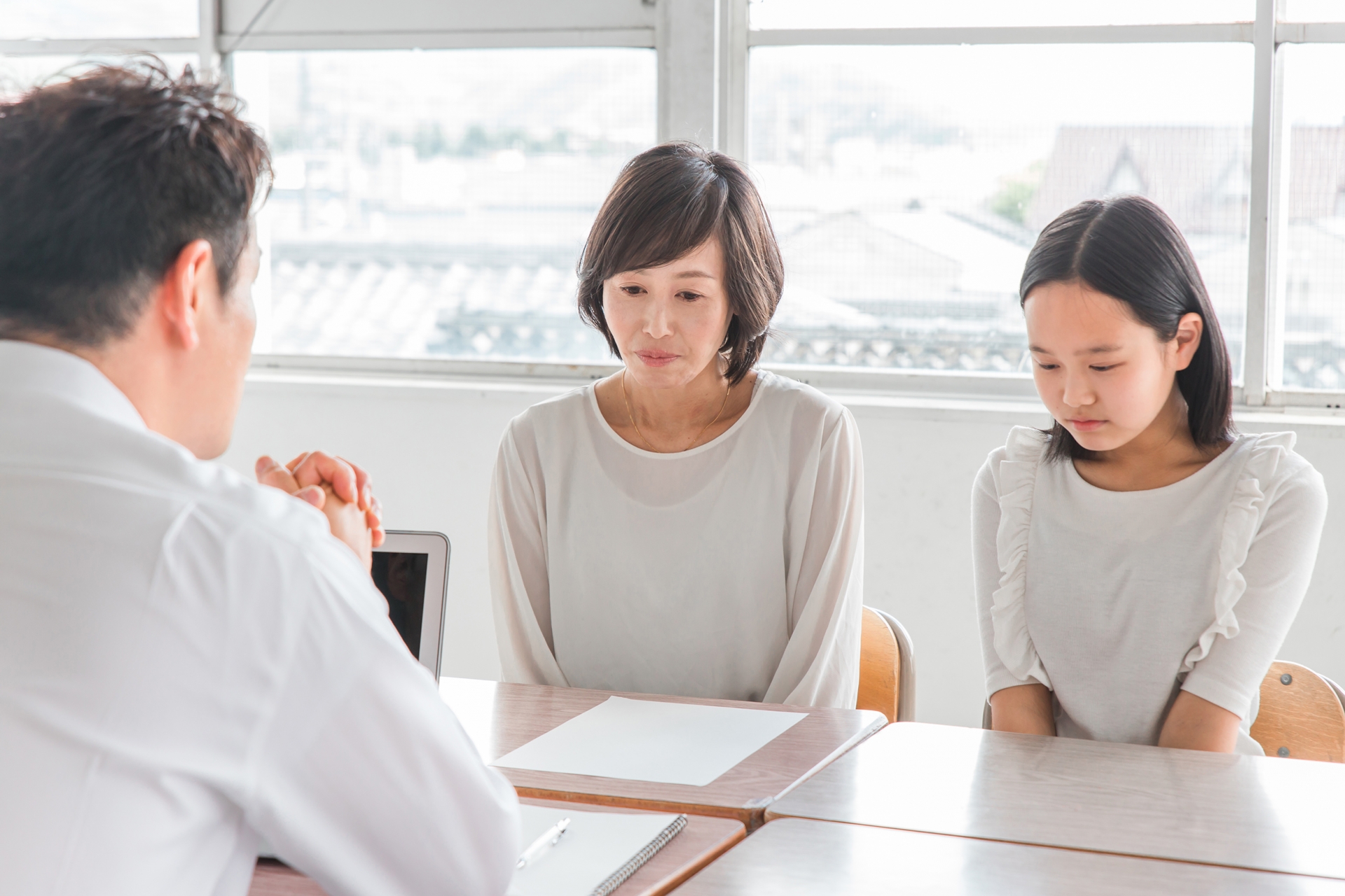 受験生を支える保護者の6割が心身の不調